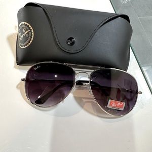 Ray Ban 3026 aviator pilot  sunglasses
